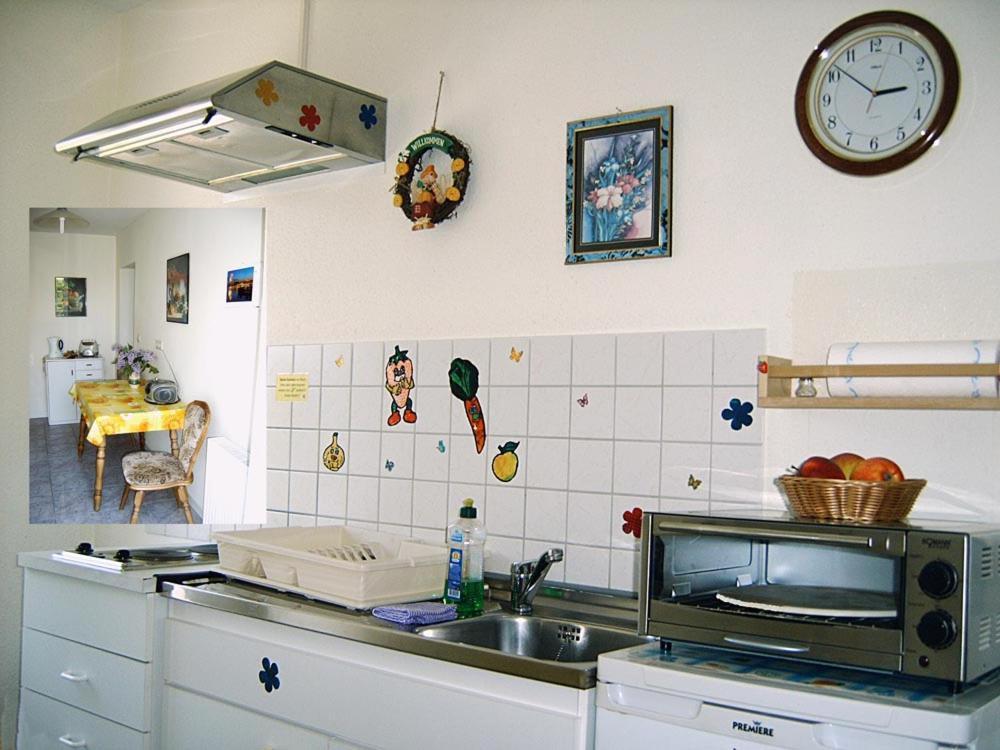 Ferienwohnungen "Marie" Mit Terrassen, Inclusive Park- Und Stellplaetze Am Haus, Mueritz-Strand Nur 700M, Altstadt 10Min, Ruhige Lage, فارين المظهر الخارجي الصورة