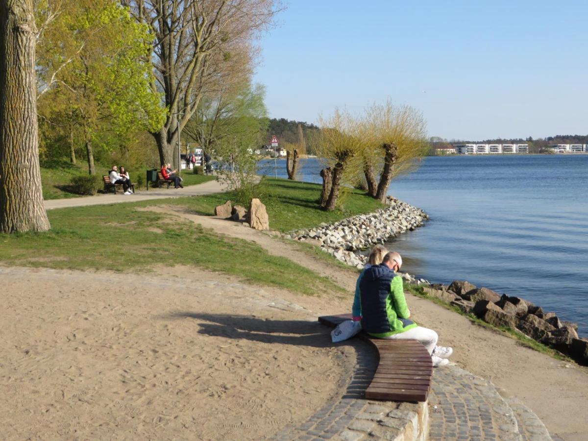Ferienwohnungen "Marie" Mit Terrassen, Inclusive Park- Und Stellplaetze Am Haus, Mueritz-Strand Nur 700M, Altstadt 10Min, Ruhige Lage, فارين المظهر الخارجي الصورة