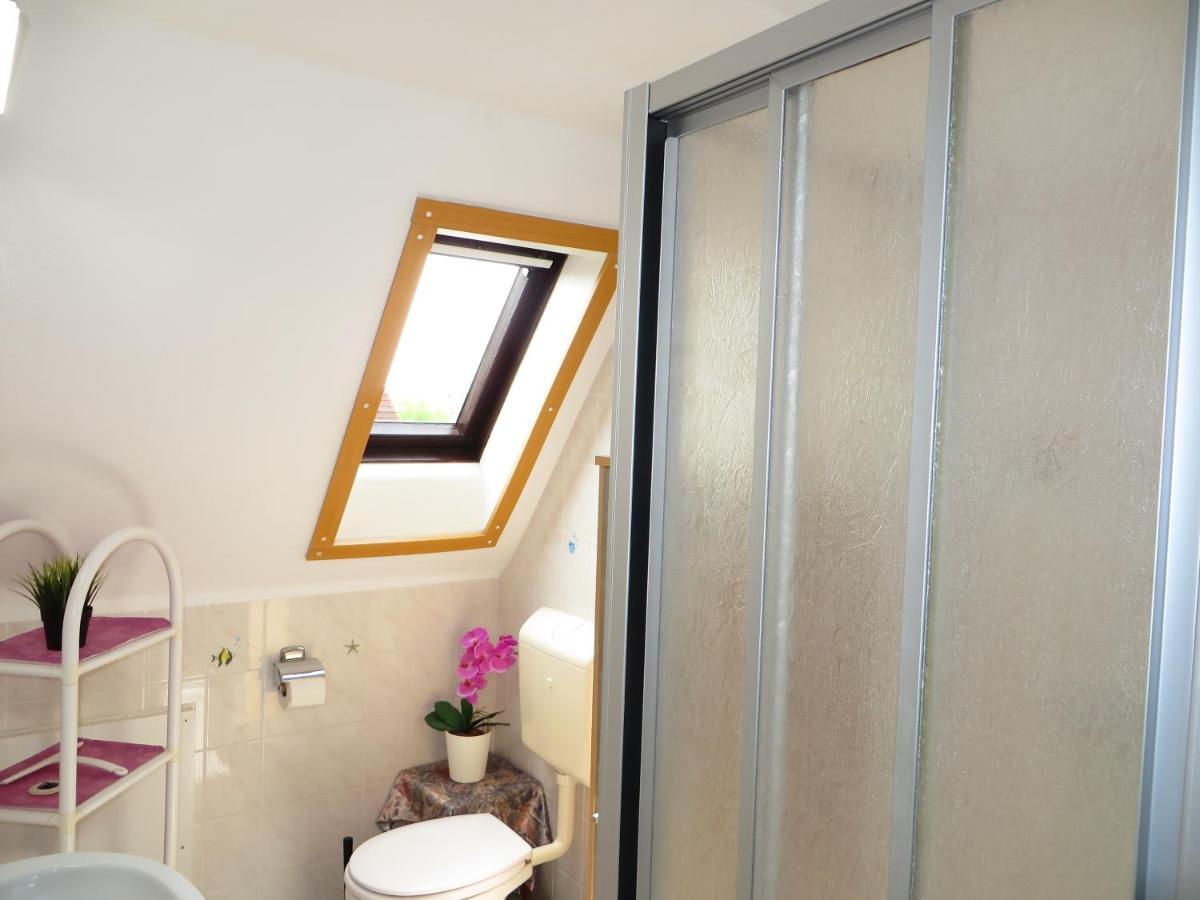 Ferienwohnungen "Marie" Mit Terrassen, Inclusive Park- Und Stellplaetze Am Haus, Mueritz-Strand Nur 700M, Altstadt 10Min, Ruhige Lage, فارين المظهر الخارجي الصورة